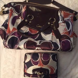 Rare Coach satchel w matching wallet